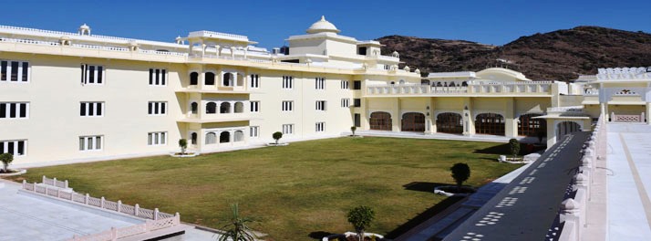 1732/The Castle Mewar - Udaipur 03.jpg